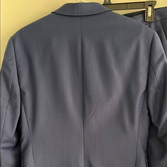 Express Blue Suit Classic Style - Picture 4 of 10